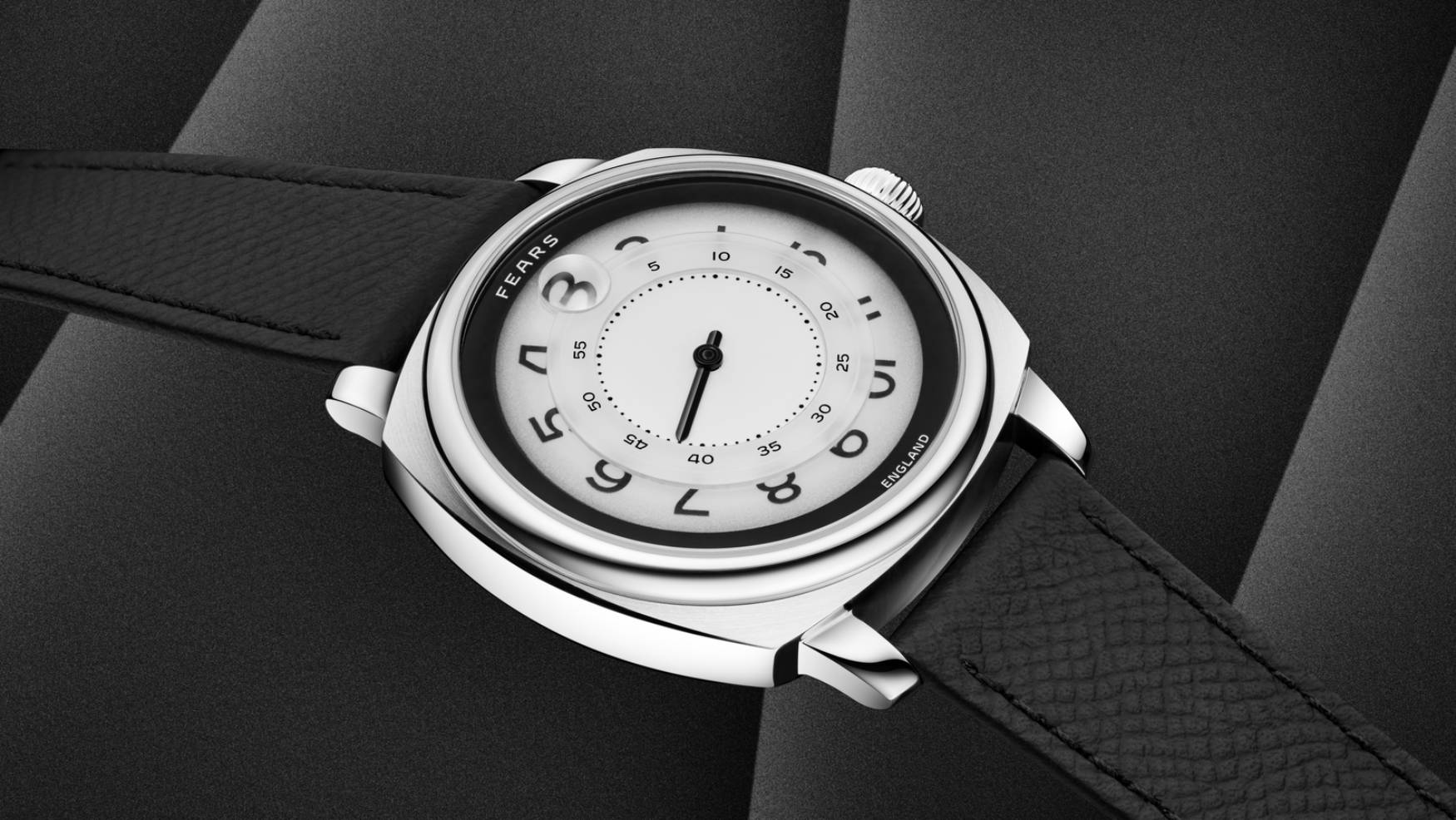 Fears Brunswick Jump Hour Ultimus with its layered monochrome dial and hour aperture